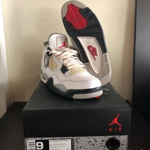 Air Jordan 4 White Cement